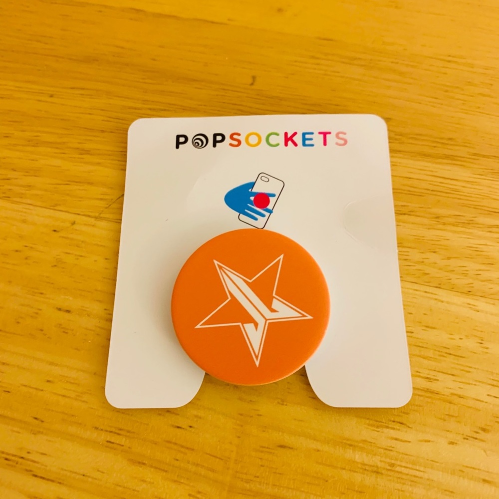 3 for $20! Pop socket Jeffree Star ⭐️